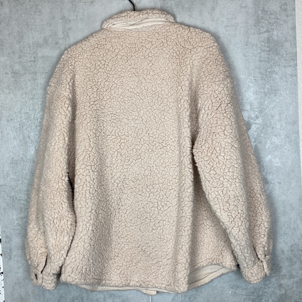 Victorias Secret sherpa shacket - Picture 5 of 5